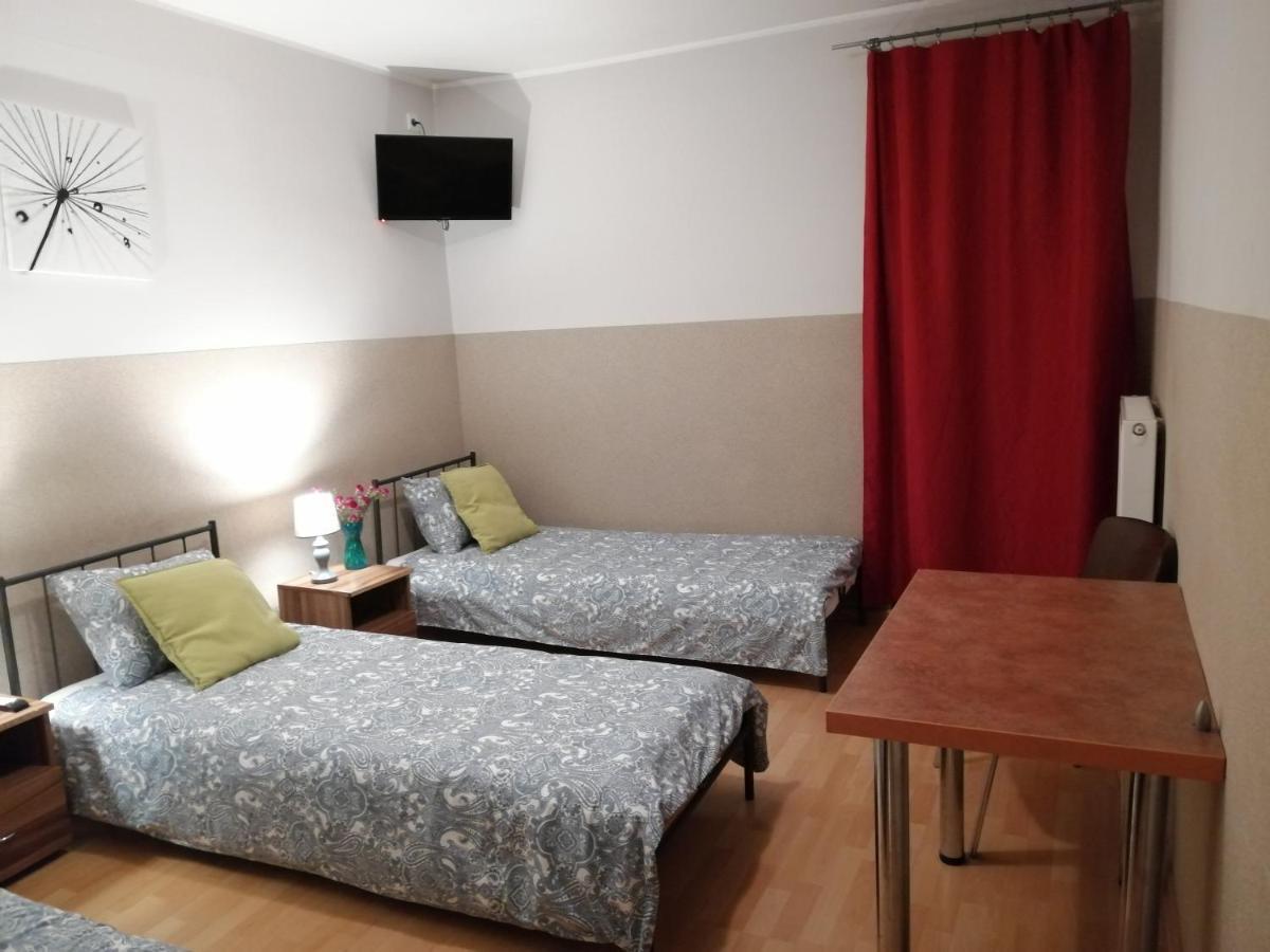 Pokoje Goscinne Z Prywatna Lazienka Dla Firm Gliwice Exterior foto
